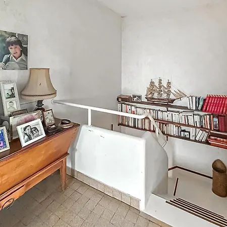 4 Bedroom Cozy In Сasa de vacaciones *